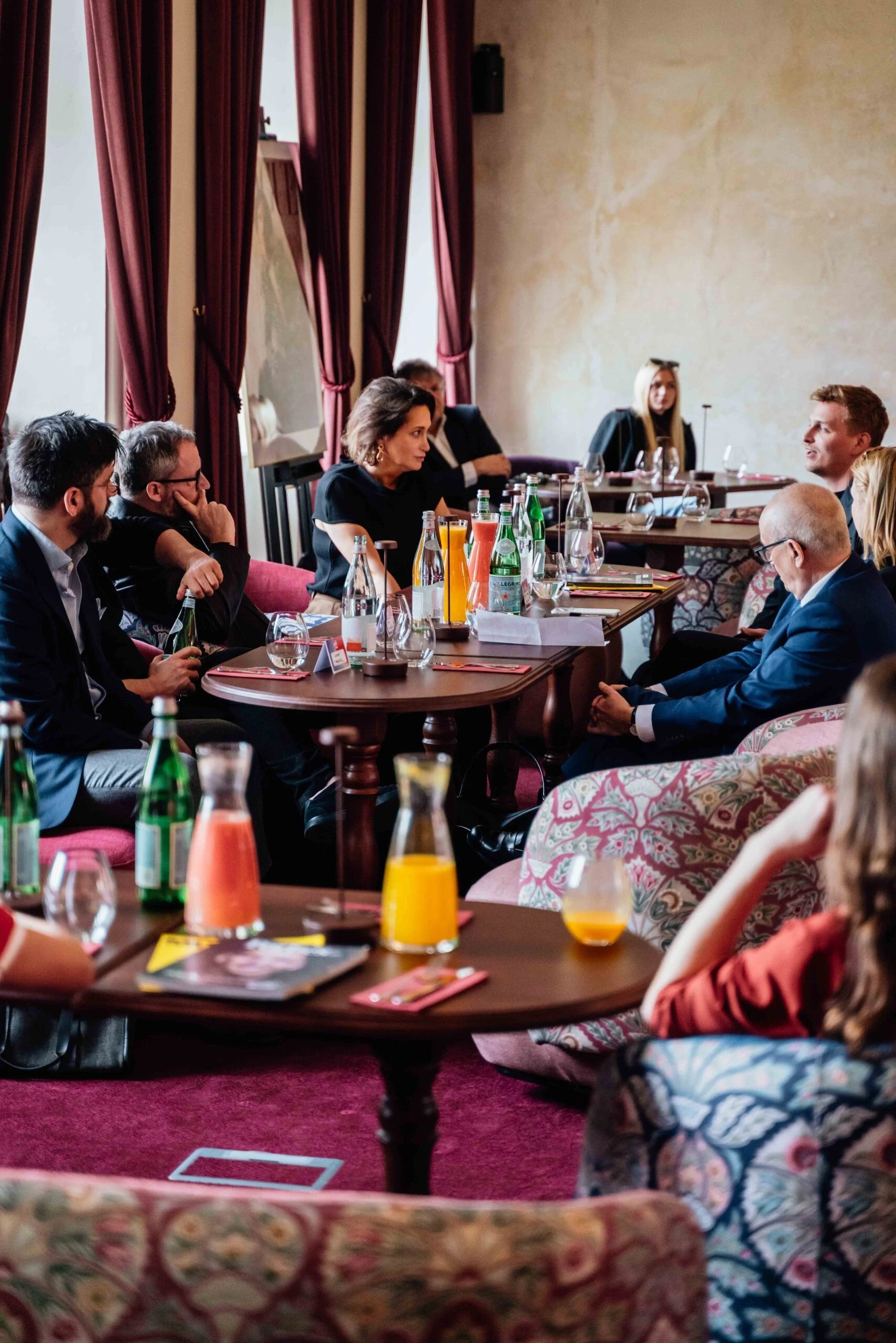 Kulatý stůl Forbes Life na novém eventu Lepší Česko Prague Edition 2026