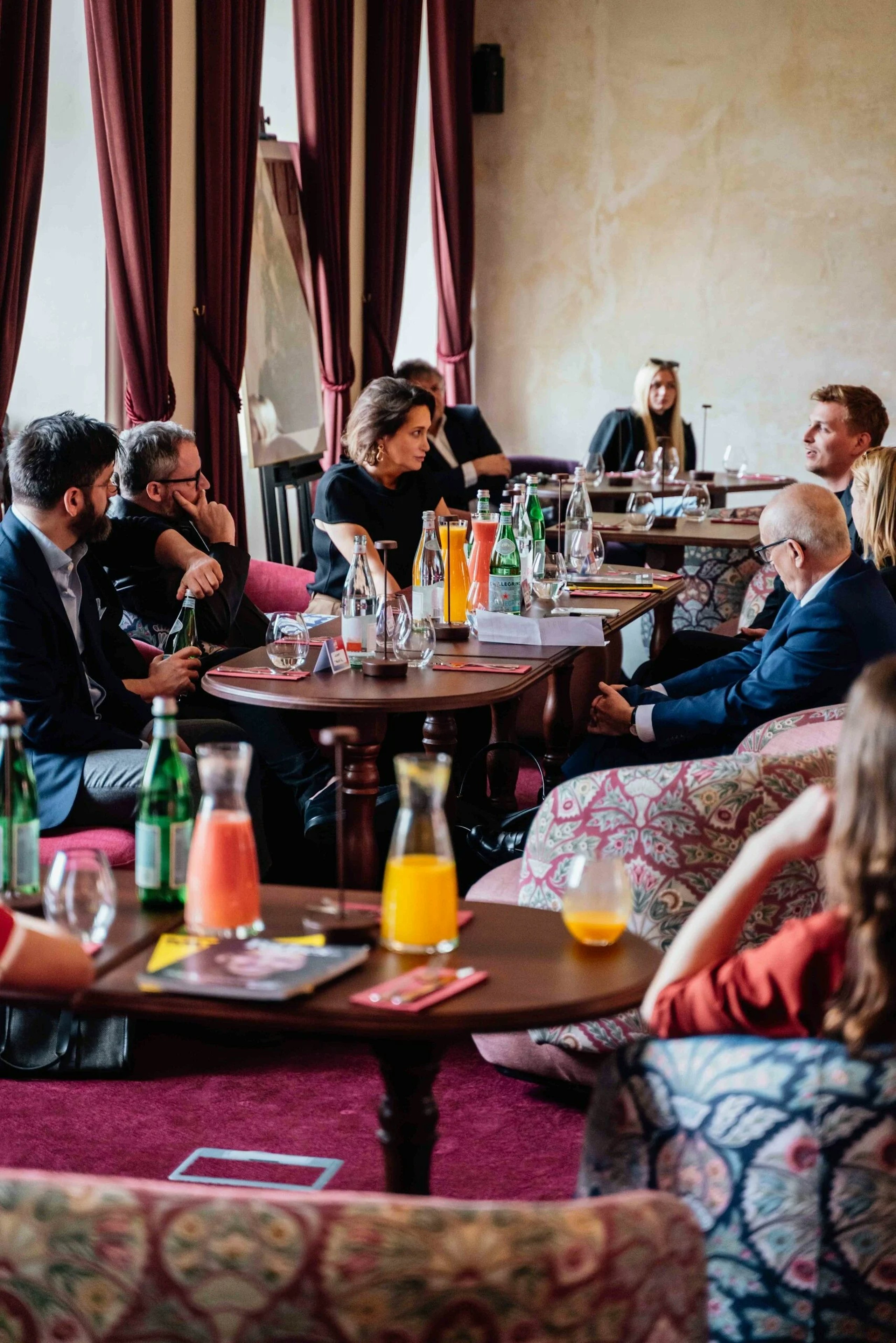 Kulatý stůl Forbes Life na novém eventu Lepší Česko Prague Edition 2026