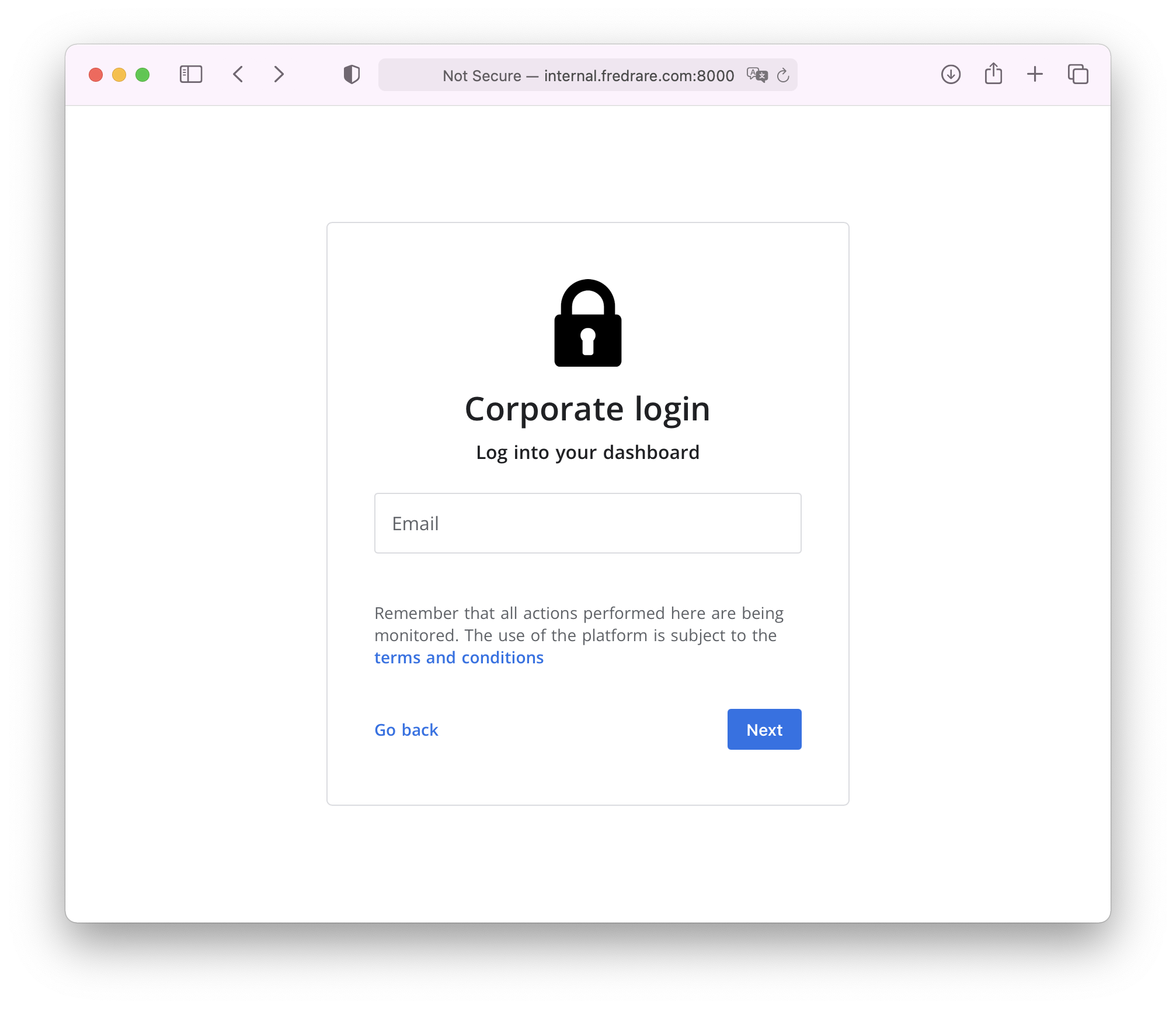Acceso interno a la web corporativa Se muestra una pantalla de login en internal.fredrare.com:8000.