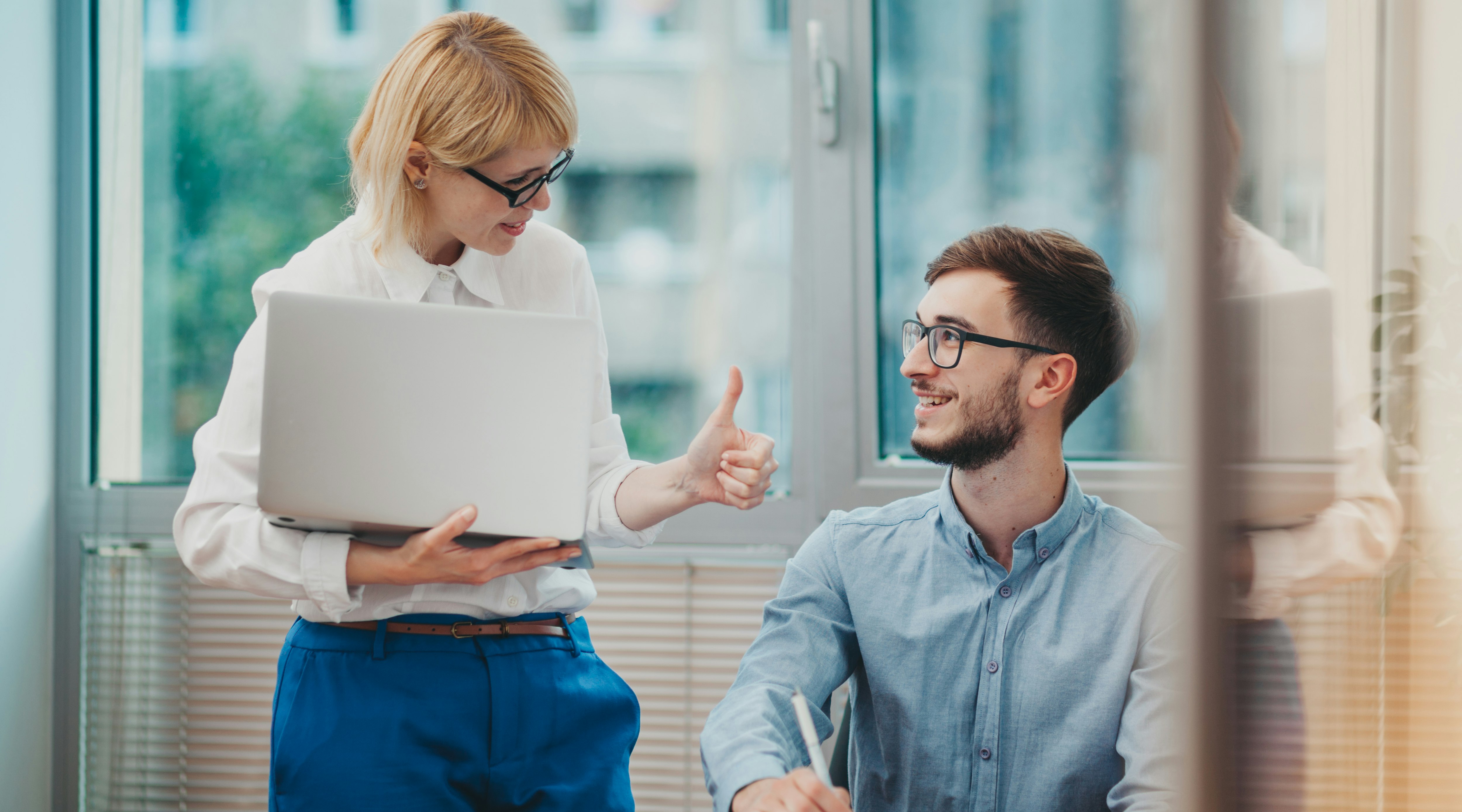 Superfast POCs with Vantiq and Event Storming hero image, software developer giving thumbs up