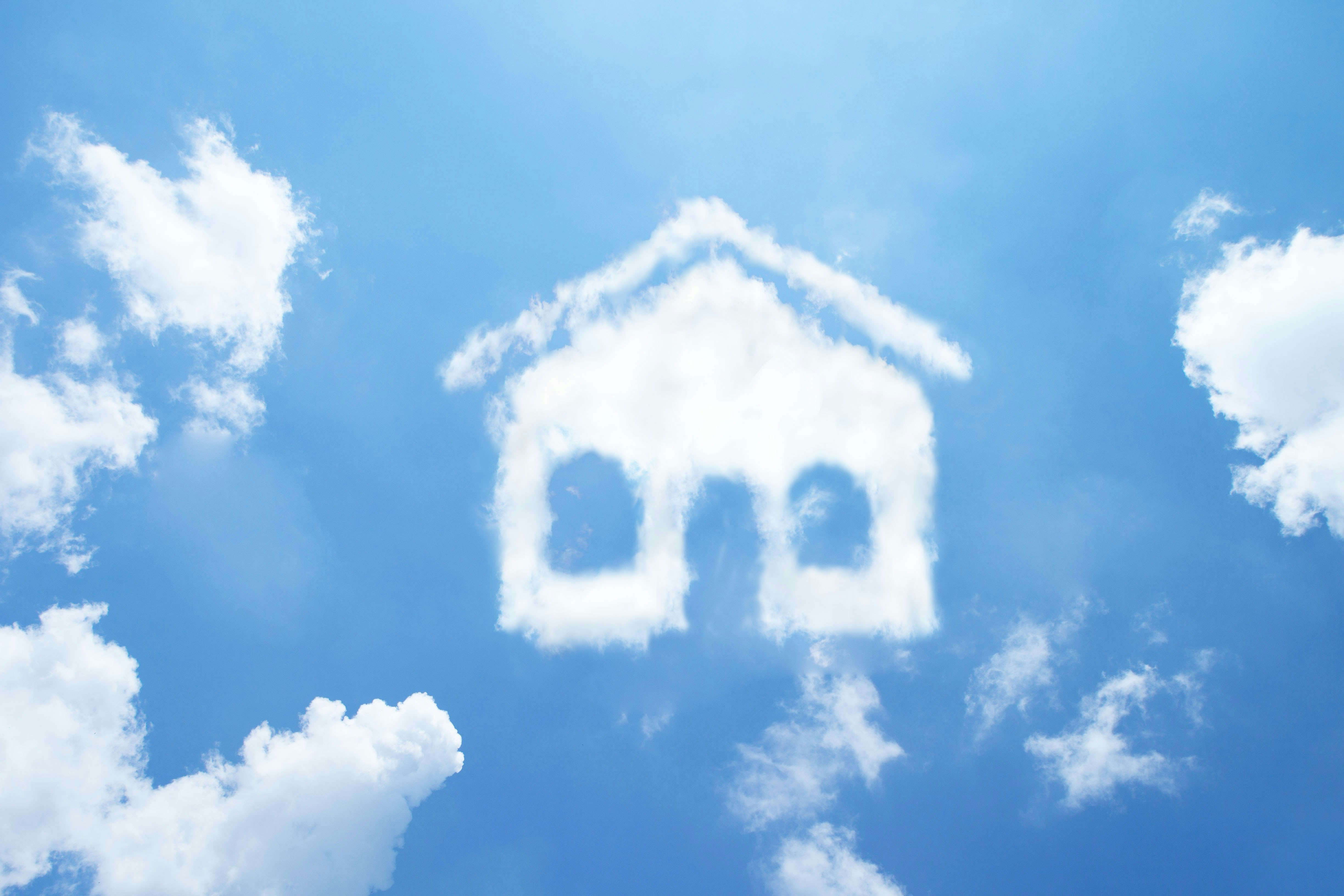 A combined on-premise and custom cloud infrastructure for the woningpas project, the digital passport for residences in Flanders.