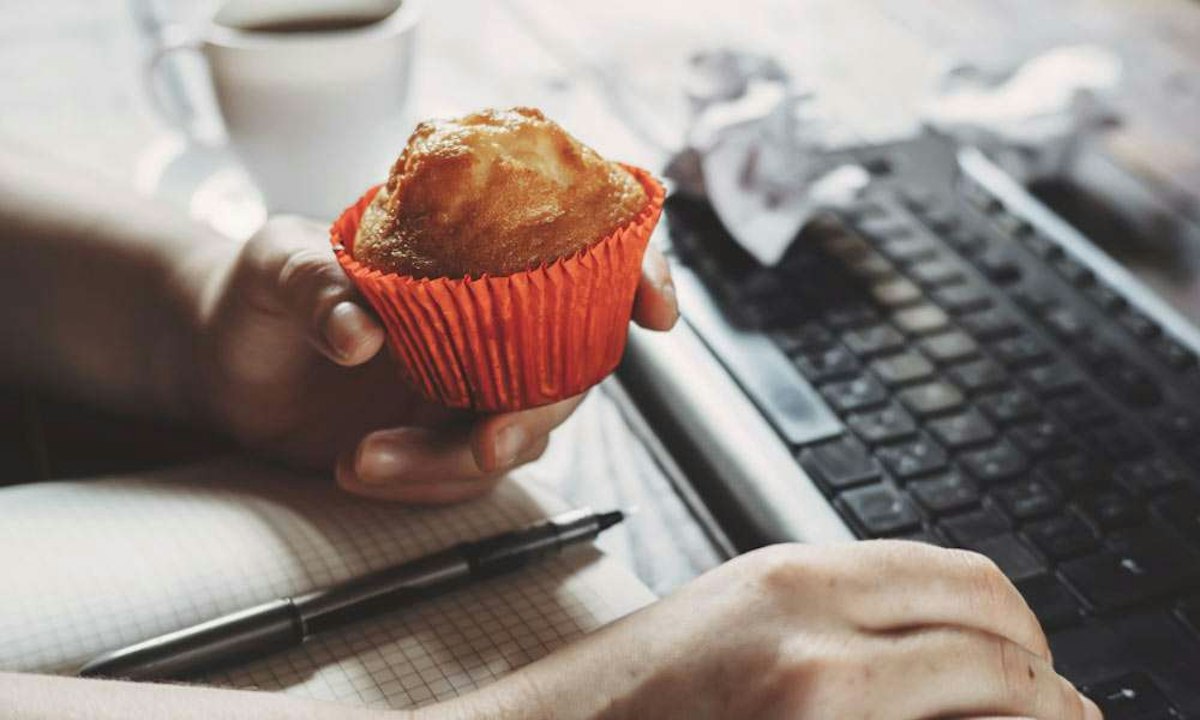 5 Reasons Why You Should Not Be Snacking Between Meals