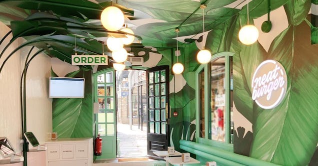 Neat Burger | Runway East