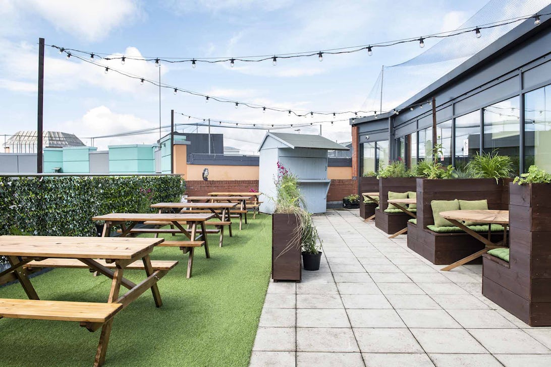 Bristol Bridge Roof Terrace | Runway East