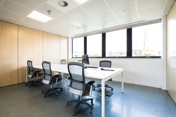 Bristol Bridge 6 Person Office | Runway East