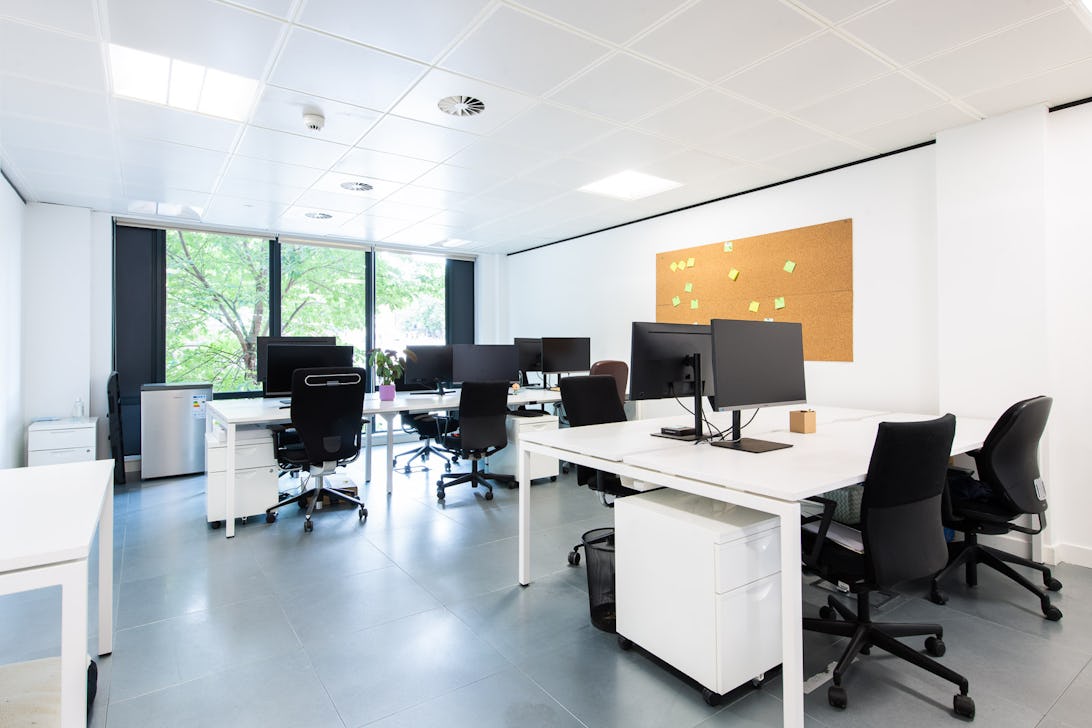 Bristol Bridge 10 Person Office | Runway East