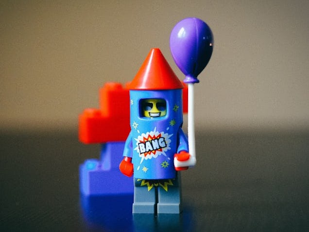 https://www.datocms-assets.com/46385/1650460946-rocket-lego-beyond-b-corp-1.jpg?auto=format&fit=max&q=50&w=636
