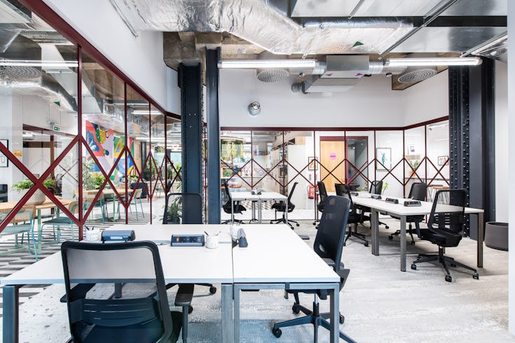 Runway east Aldgate East whitechapel 12 person office