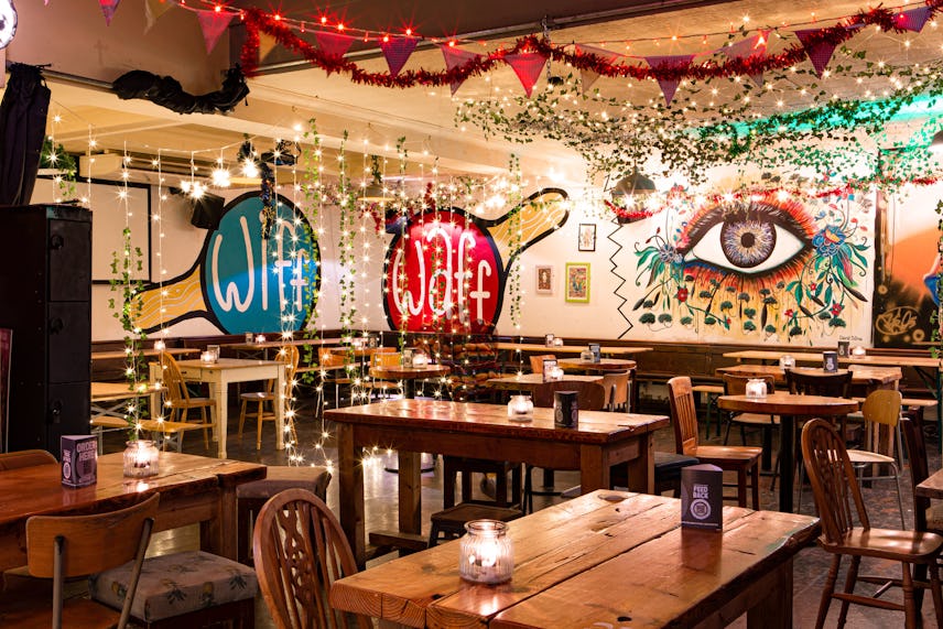 https://www.datocms-assets.com/46385/1685030844-north-laine-brewhouse.jpeg?auto=format&fit=max&q=50&w=856