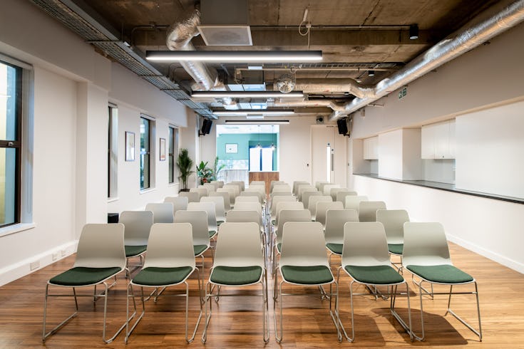 https://www.datocms-assets.com/46385/1718610790-bl-event-space.jpg?auto=format&fit=max&q=50&w=735