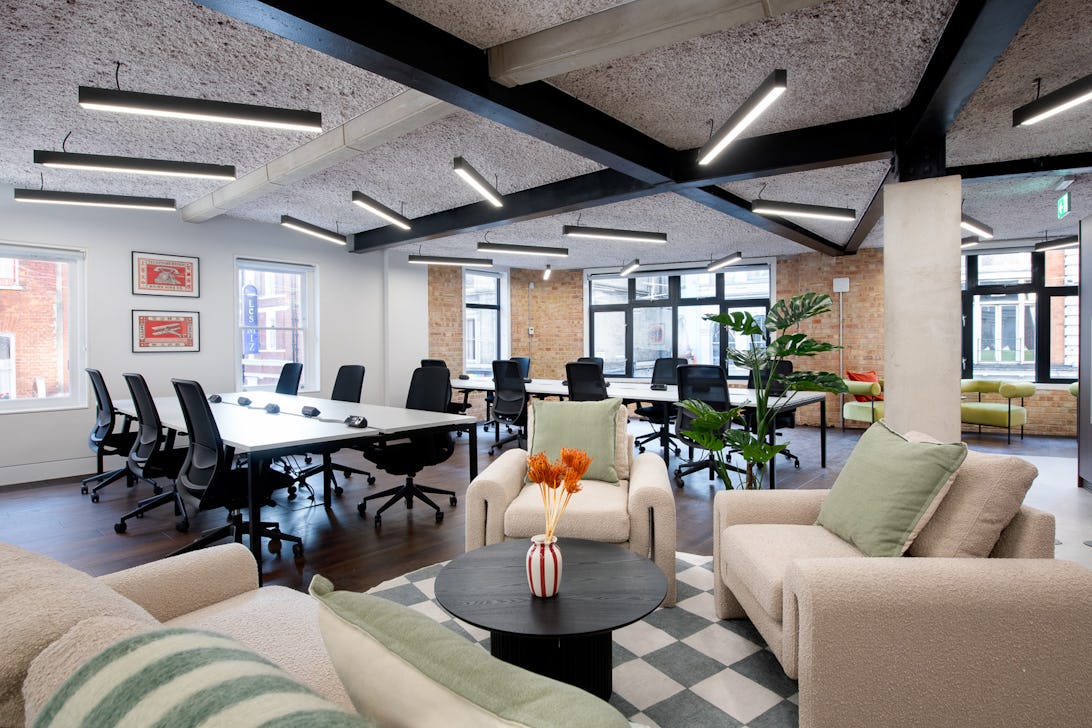 A wide angle view of one floor at Runway East 58 Wardour Street