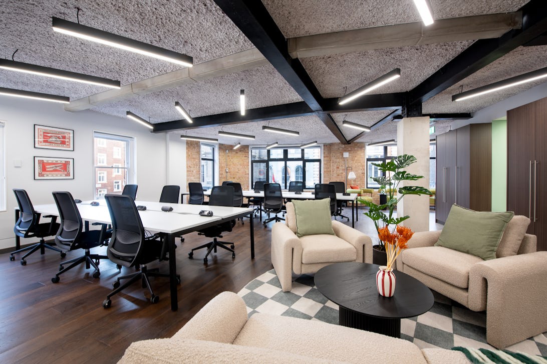 https://www.datocms-assets.com/46385/1733753313-56_wardourstreet_261124_10.jpg?auto=format&fit=max&q=50&w=1092
