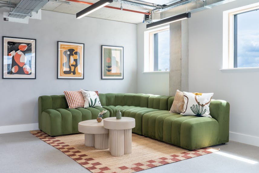 Communal break out space at Runway East Borough High Street