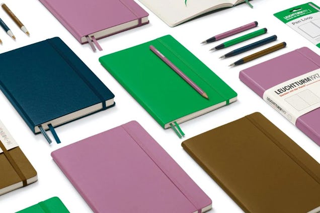 Stationery World Books and Pens