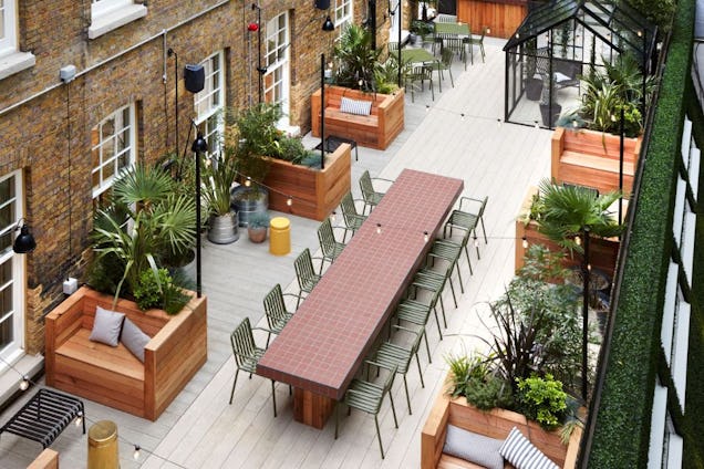 Fora Wimpole Street Terrace