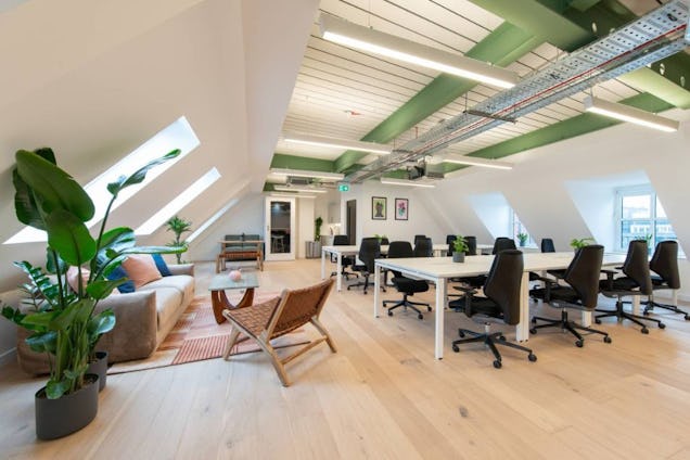 Canvas St John's Lane Office Space