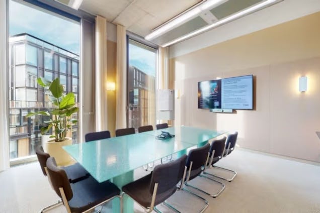 Fora Gridiron Building Meeting Room