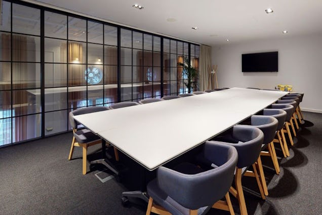 Fora 50 Liverpool Street Meeting Room