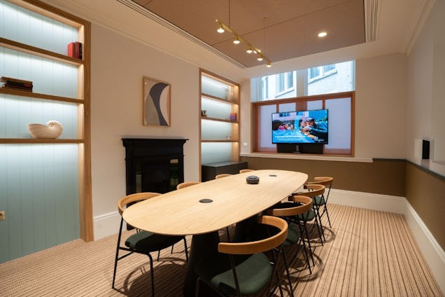 Workspace Group Meeting Room