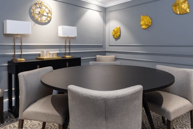 The Boutique Workplace Queen Street Meeting Room