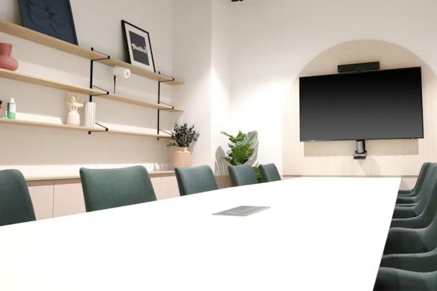 Runway East Birmingham - Wispa Meeting Room