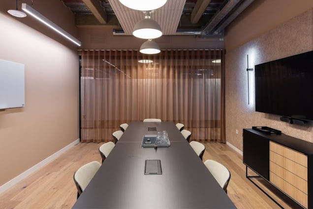 x+why Foundry Meeting Room