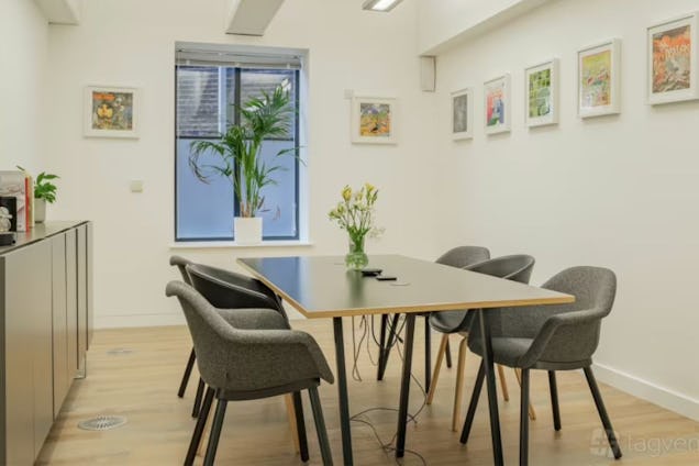 Porchester Works - Meeting Room