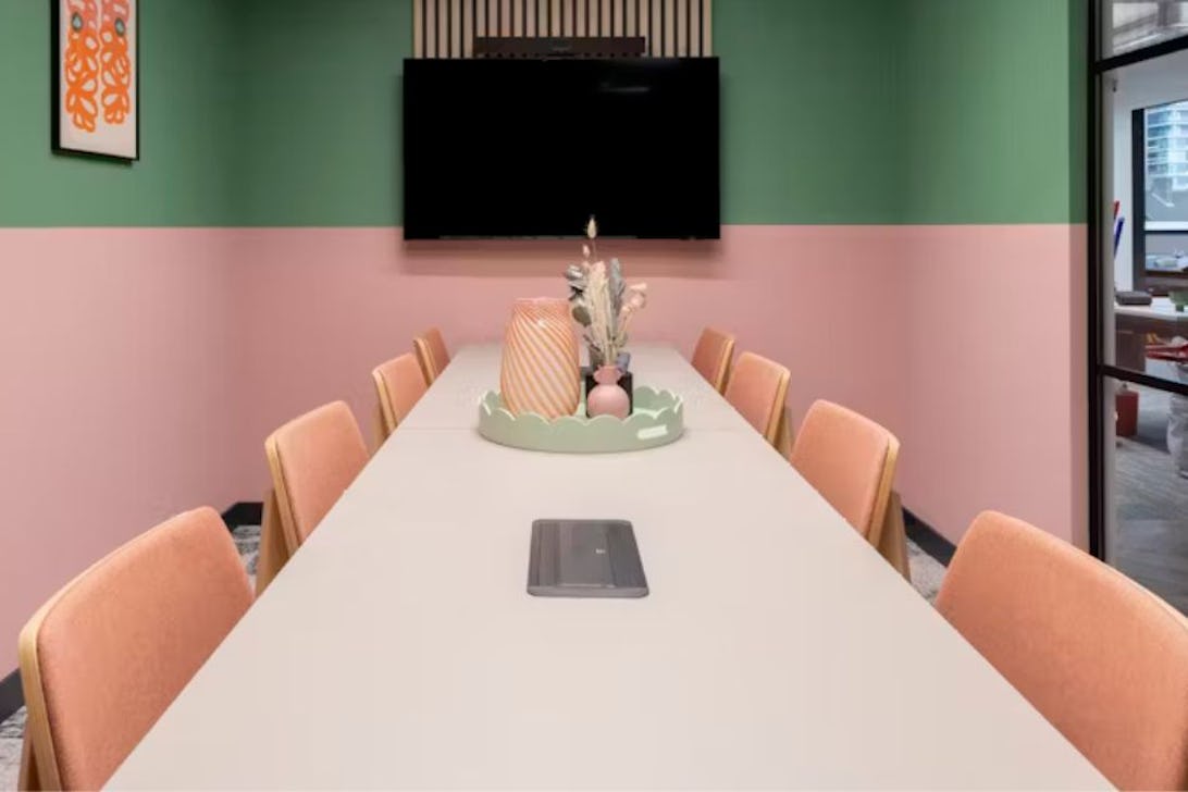 https://www.datocms-assets.com/46385/1753275715-untitled-design-2025-07-23t140153-602.jpg?auto=format&fit=max&q=50&w=1092