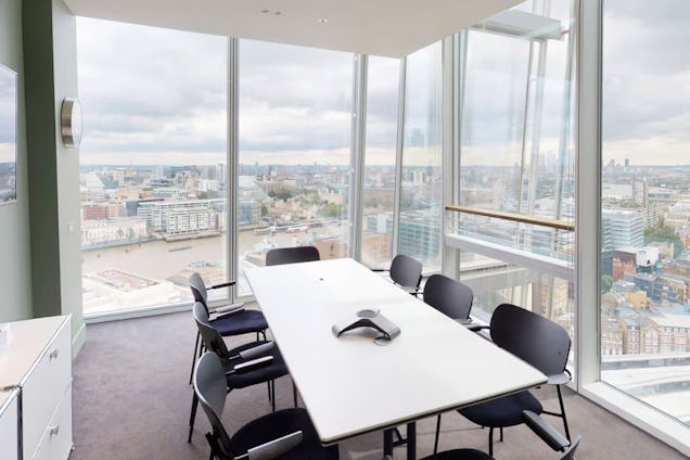 Fora - 24/25 The Shard Meeting Room
