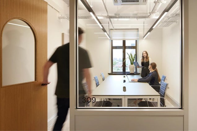 x+why - Arding & Hobbs Private Office