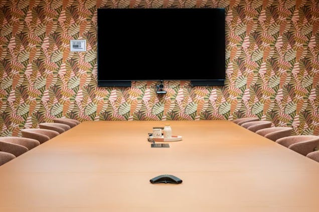 Runway East Bloomsbury 22-Person Boardroom