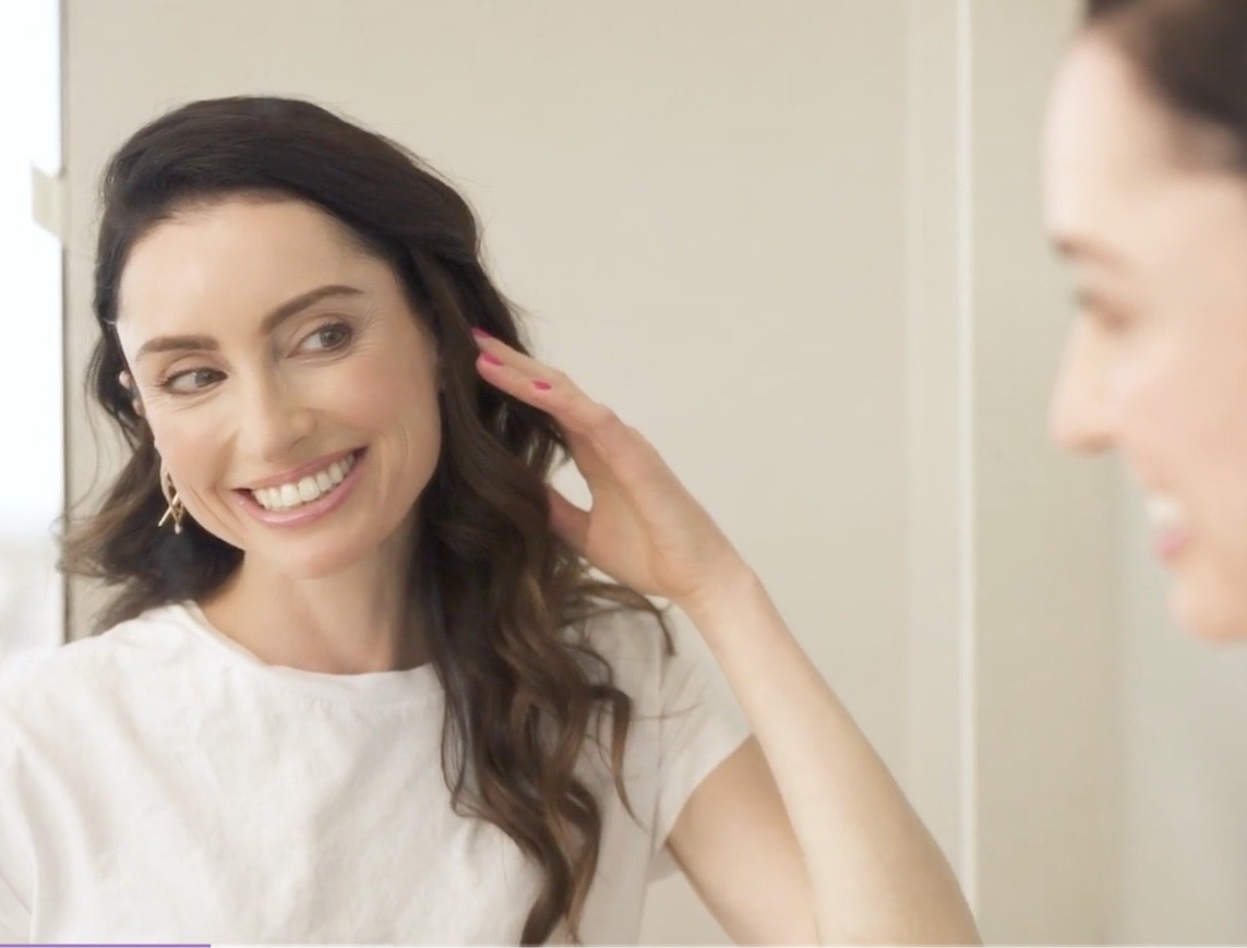 Watch a video about Dr. Grossman's high-end cosmetic surgery office.