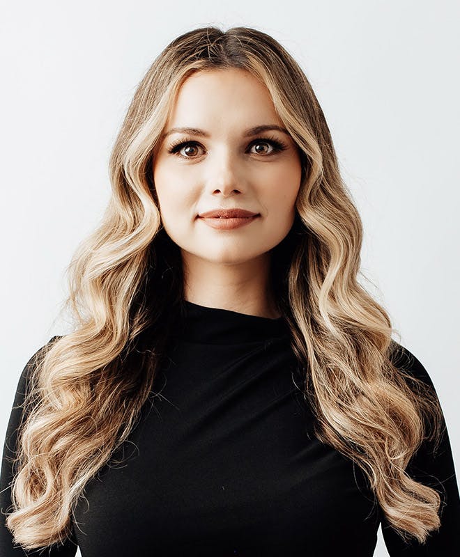 Dr. Ana C. Dugar