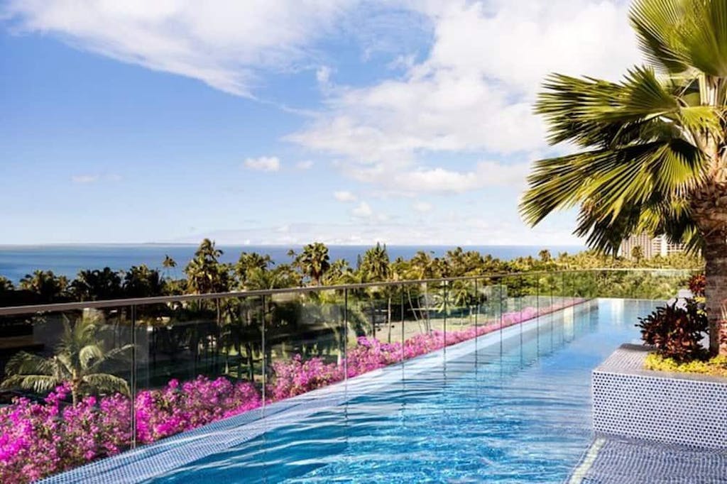 Ka La'i Pool Deck