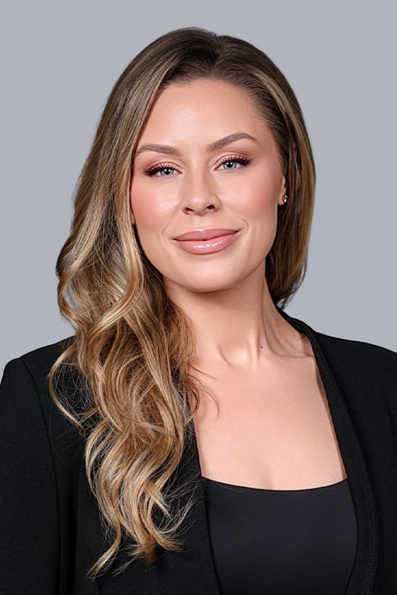Kristy Laird, Surgical Consultant
