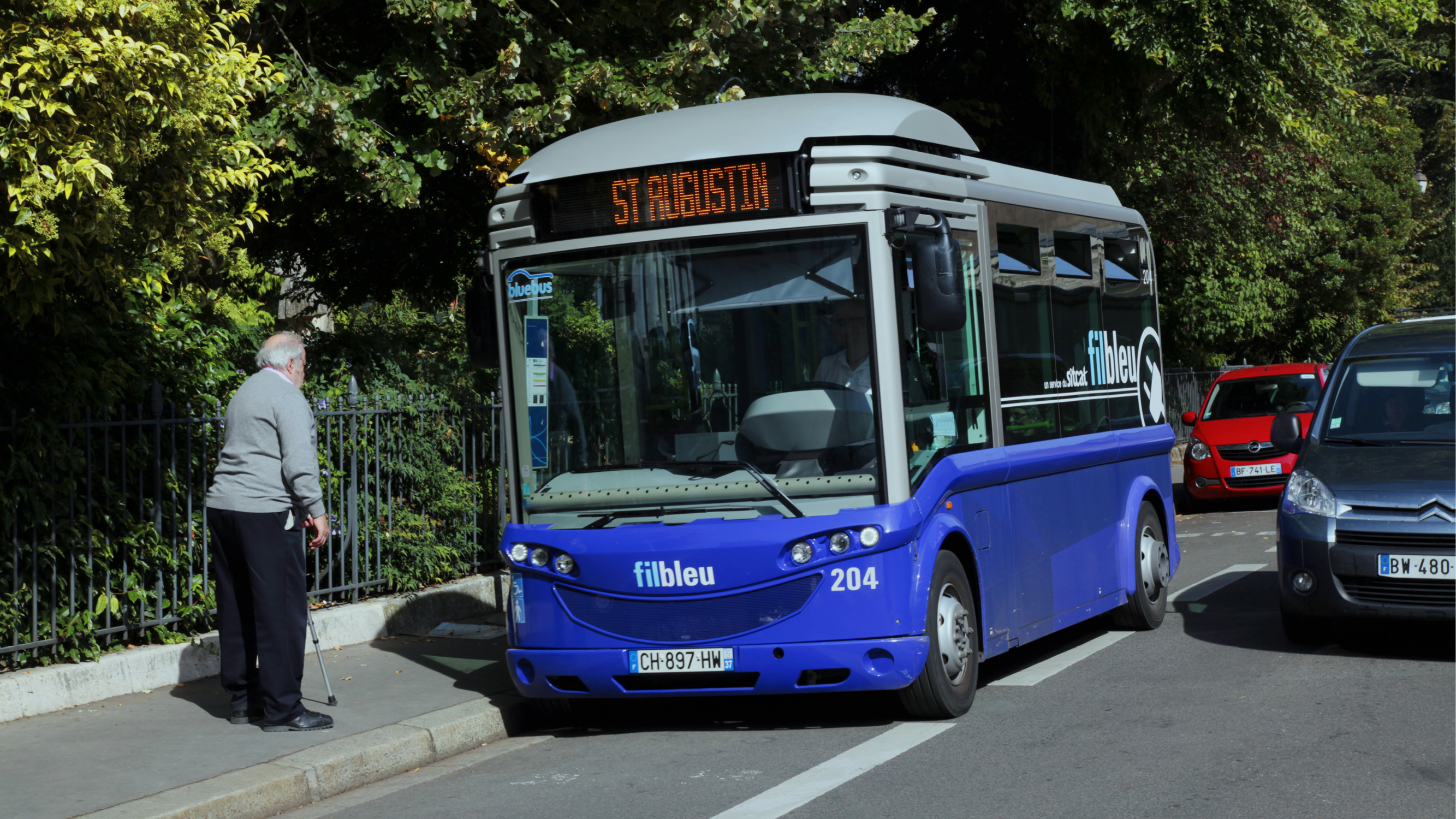 fil bleu a service operated by keolis