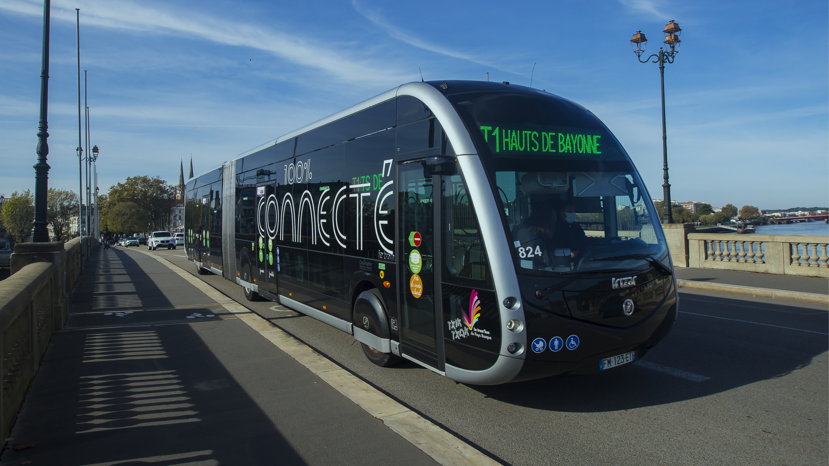 line of a connected bus