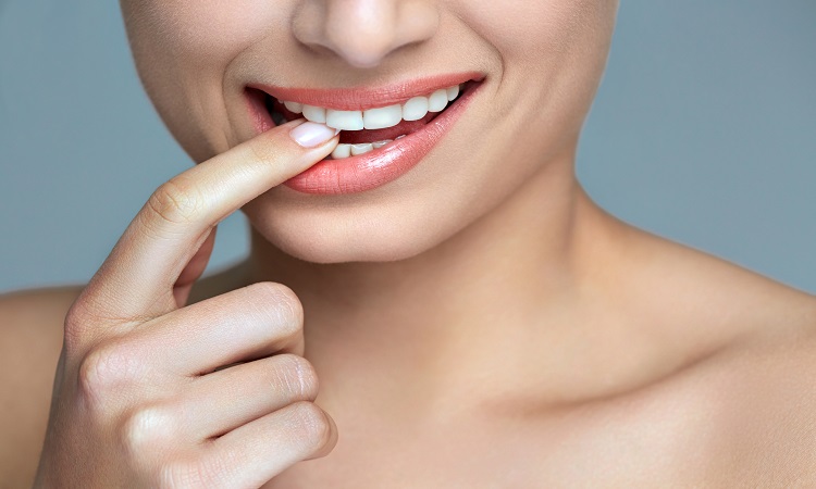 Samadian Cosmetic & Advanced Dentistry Blog | How long does teeth whitening last?