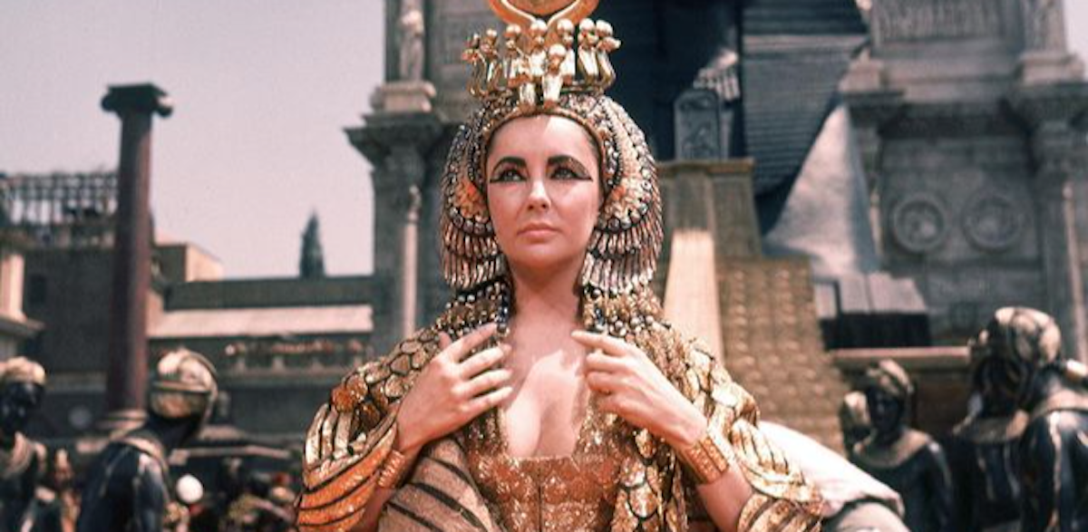Com quantos anos a rainha Cleópatra, Respostas Triviais