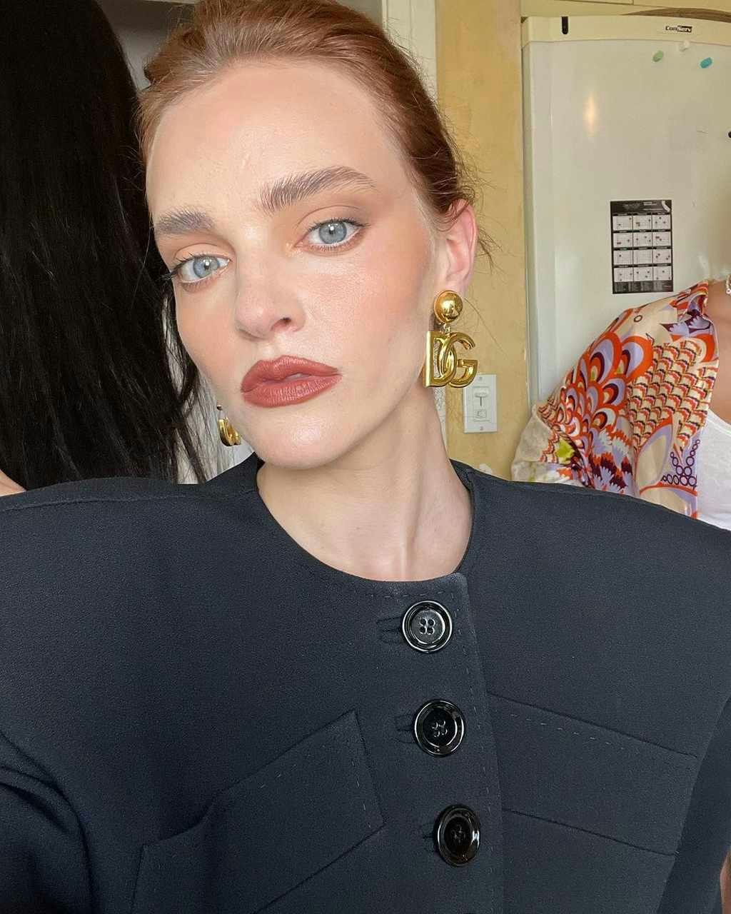 Madeline Brewer fala sobre aborto feito aos 20 anos