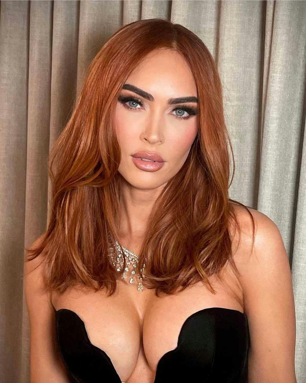 Megan Fox debuts new copper hair transformation and people are