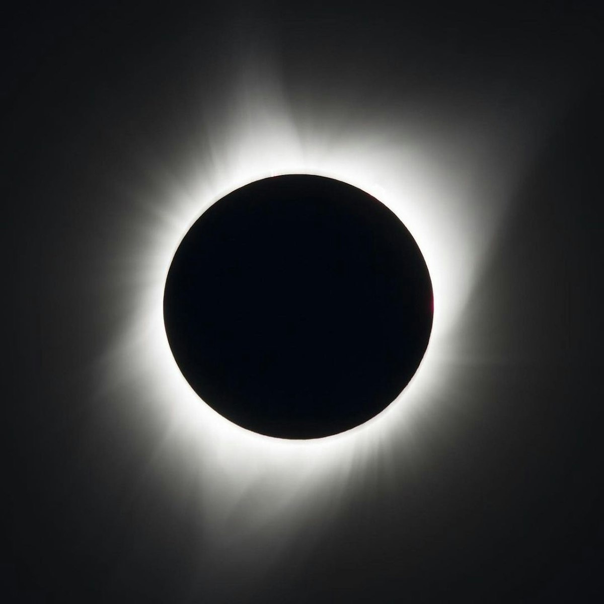 Astrologia saiba o que fazer durante o próximo eclipse solar