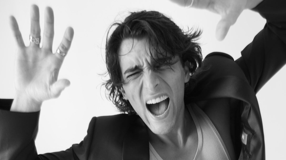 Chady apresenta seu novo single “Maria” e conversa com L’Officiel
