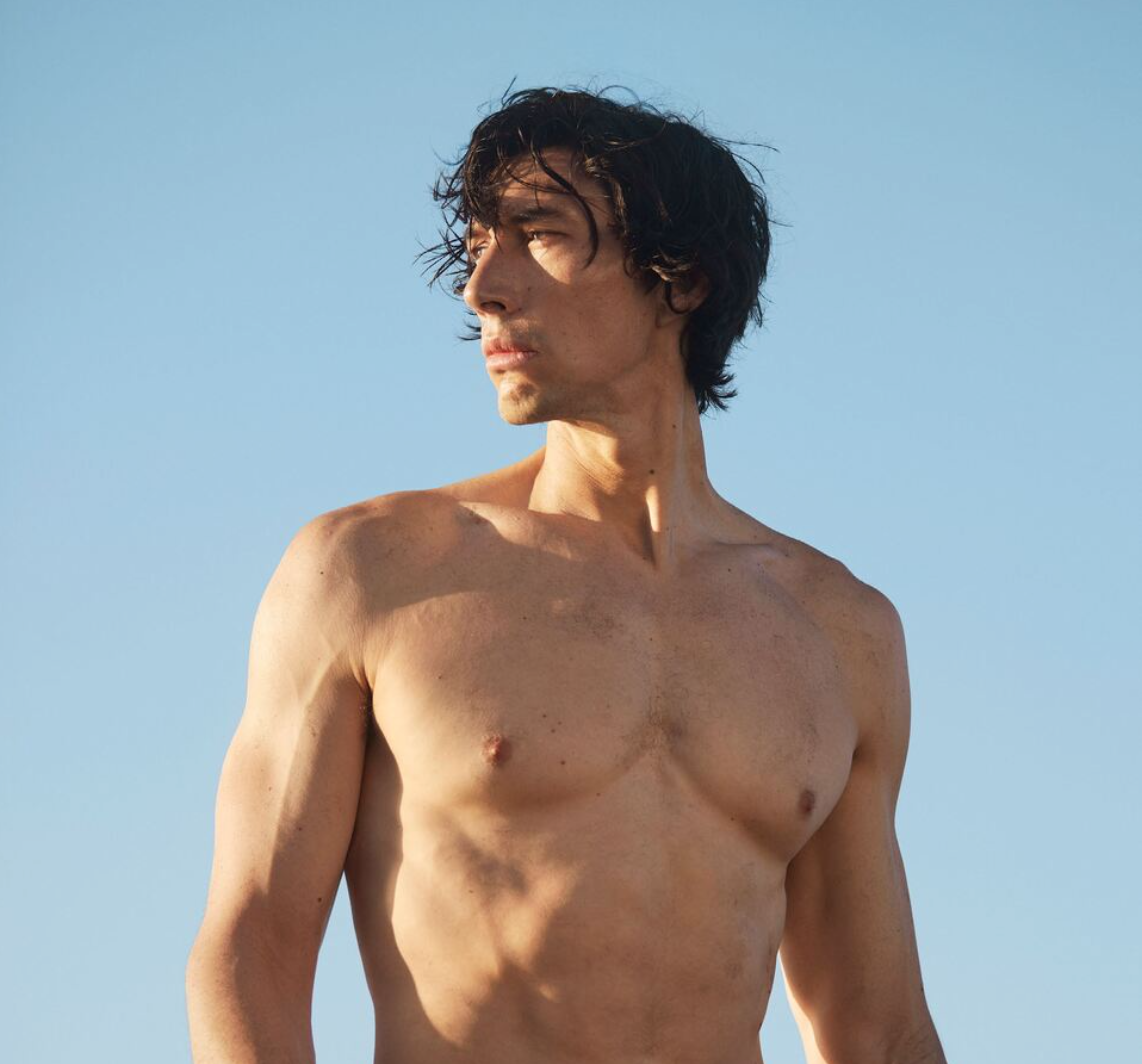 Adam Driver Training Adam Driver em entrevista exclusiva
