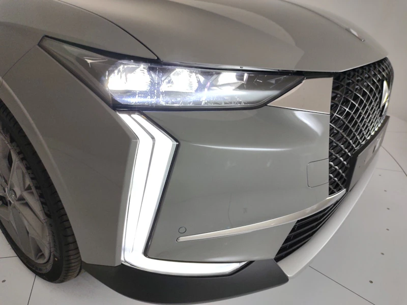 Ds DS4