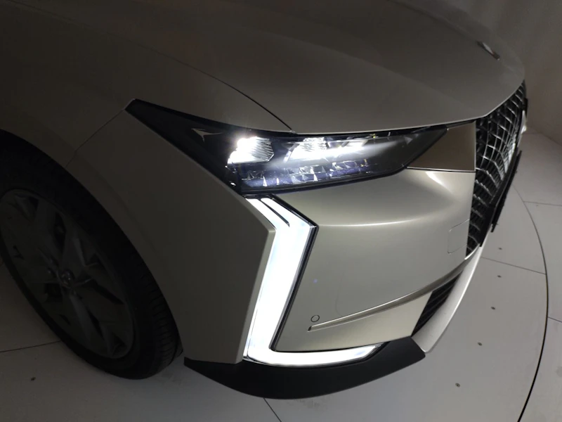 Ds DS4