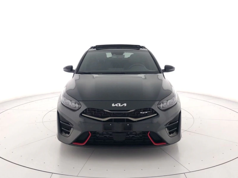 Kia Proceed