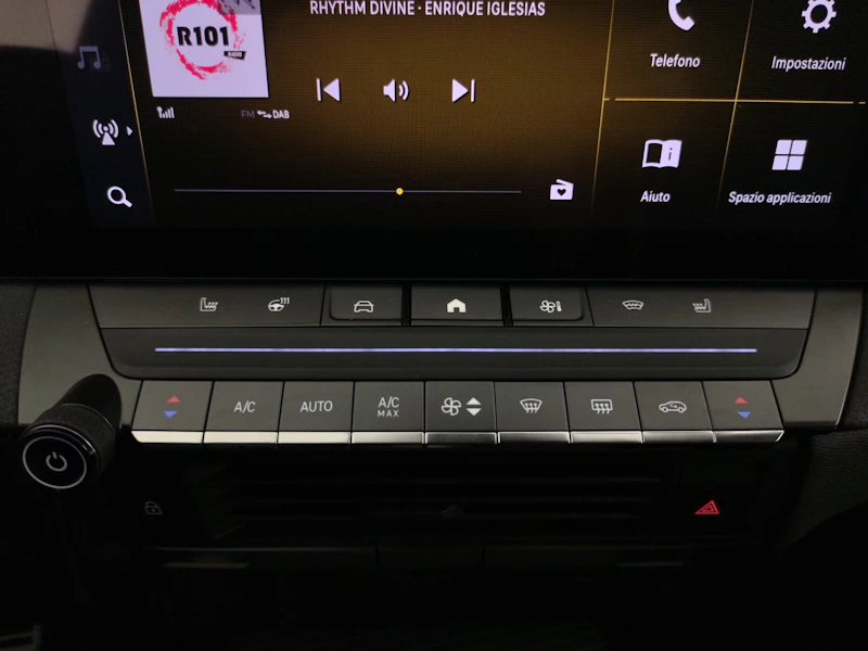 Opel Astra Nuovo Ibrido benzina Astra Porto Mantovano