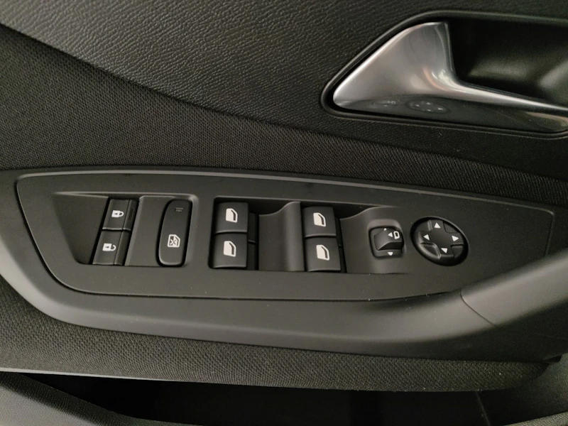 Peugeot 308 Nuovo Benzina 308 Porto Mantovano