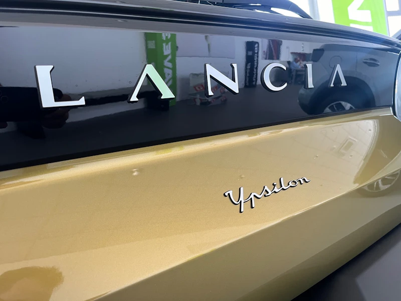 Lancia Ypsilon 2024 Aziendali 2024 Ypsilon 2024 Cerea